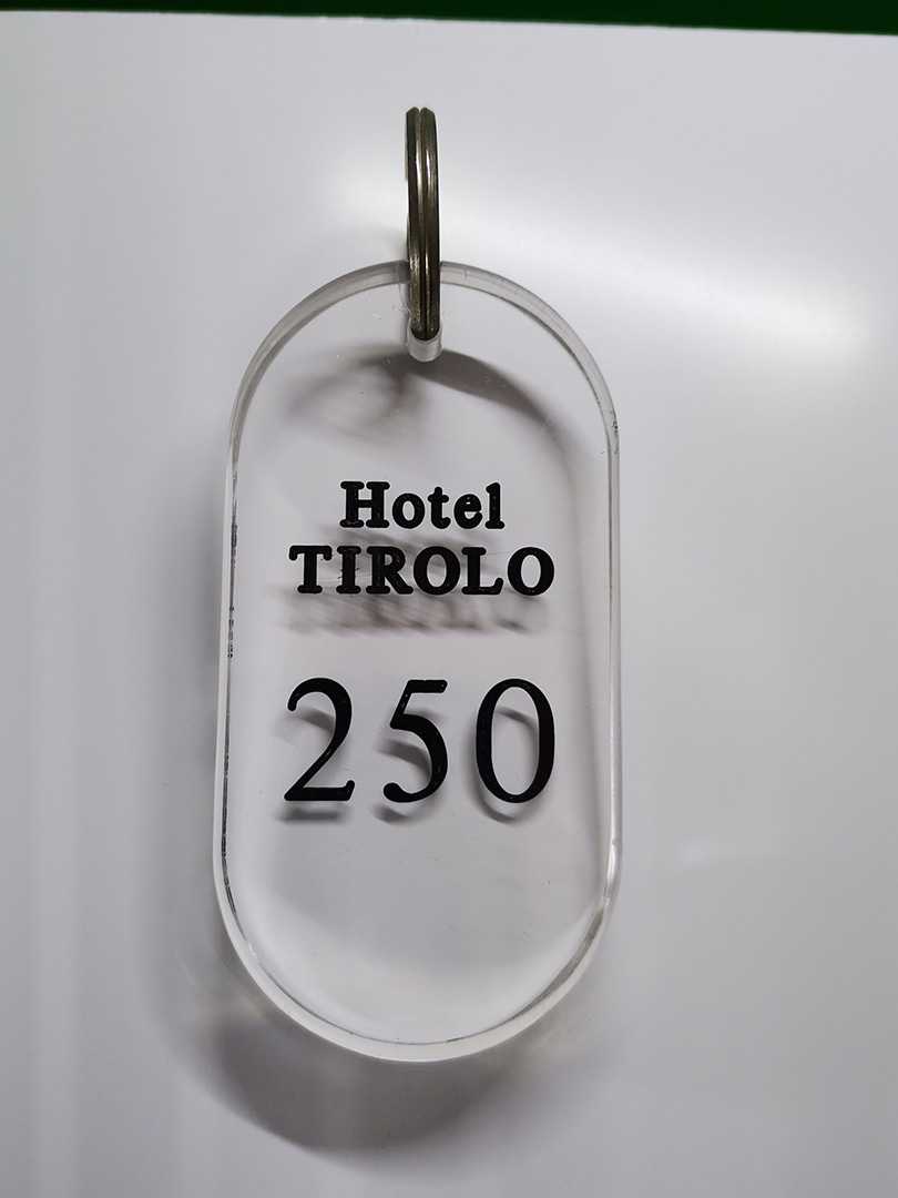 Portachiavi per Albergo, Hotel Bed & Breakfast, in Plexiglass color ORO