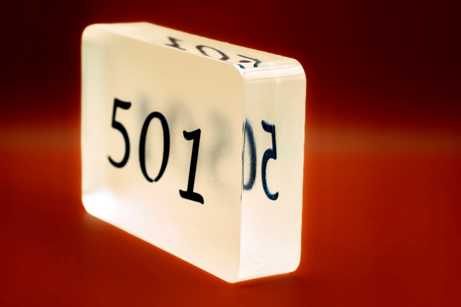 Numeri Segnatavolo per Ristorante: Come Renderli Eleganti e Funzionali