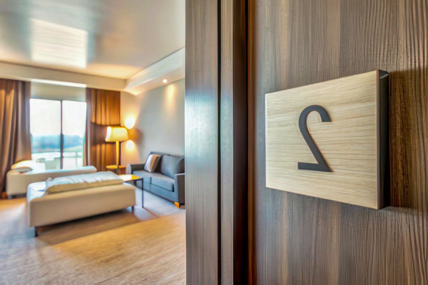 Targhe B&B Personalizzate | Materiali, Incisioni e Consigli